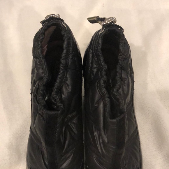 🆕 VIA SPIGA Winter Wedge Booties - Picture 4 of 9